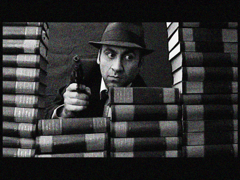 Ermittelt gegen die Wirklichkeit: Agent Lemmy Caution.